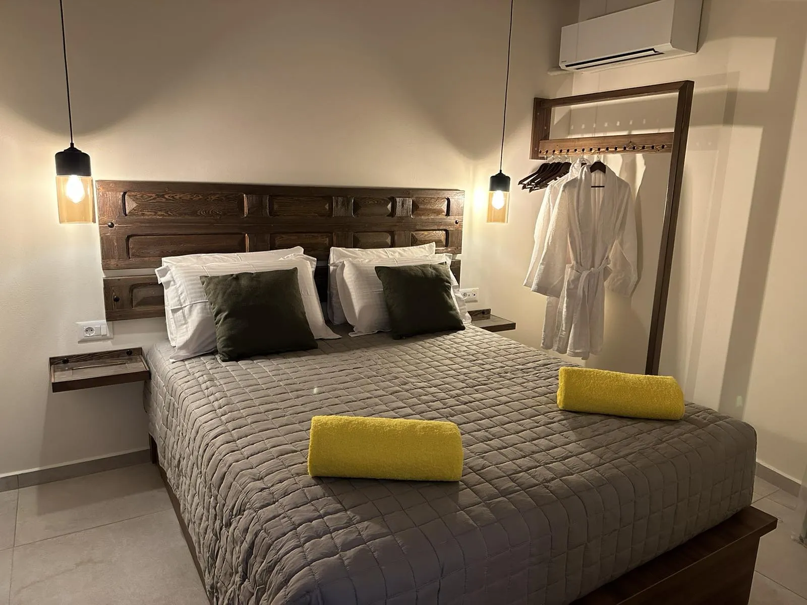 amalthea luxury suites anthos p 8
